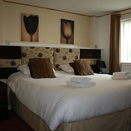 Bed and Breakfast The Leaking Well Dunhampton Екстер'єр фото